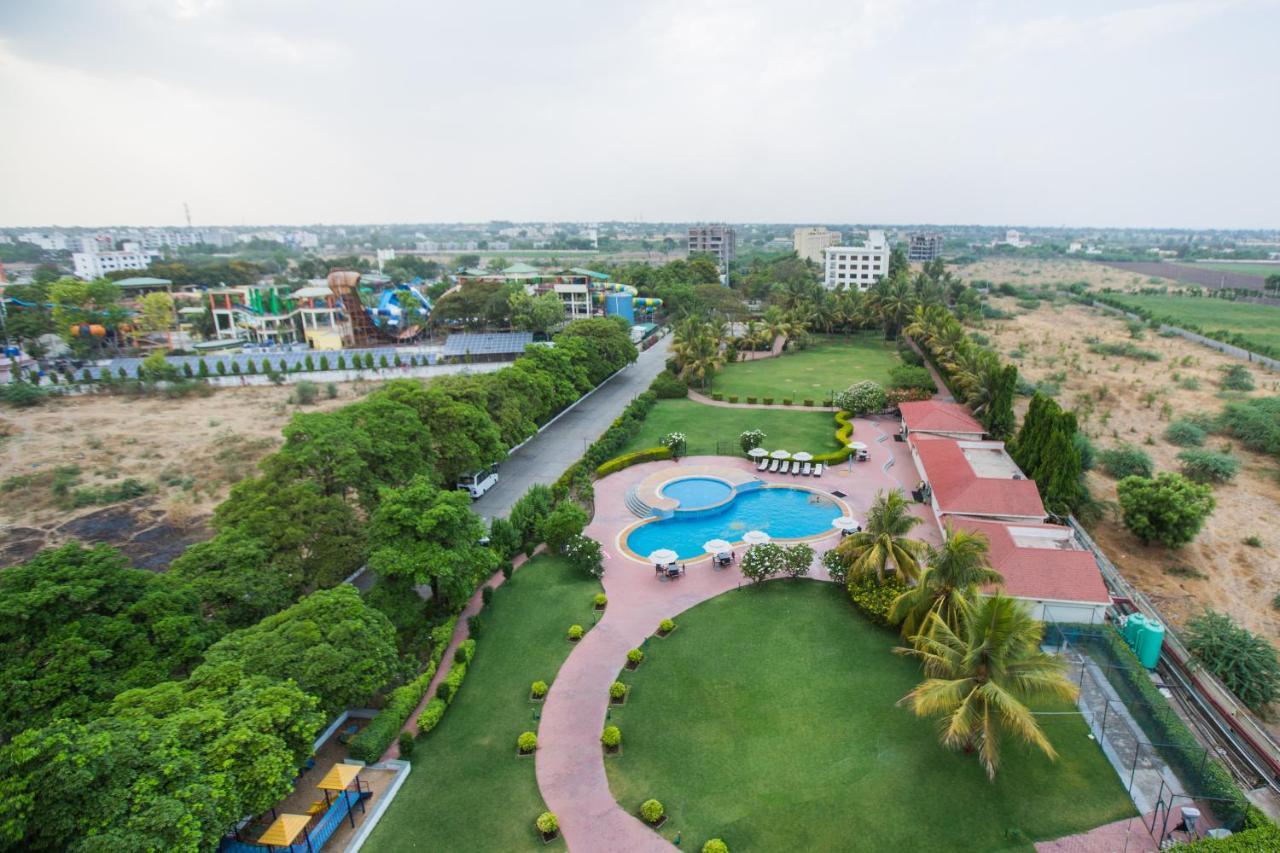 Sun-N-Sand Suites, Shirdi Exteriör bild